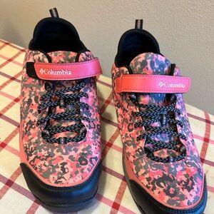 Columbia waterproof shoes - NWOT